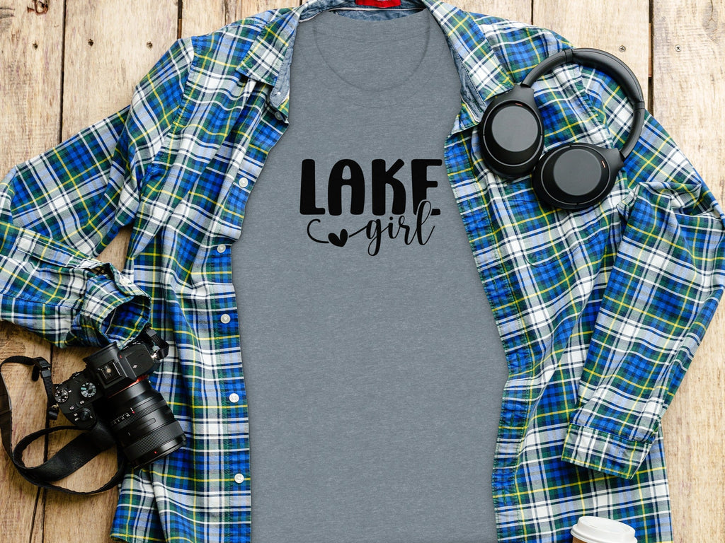 Lake Heart Girl Graphic Summer Vacation Outfit T-Shirt