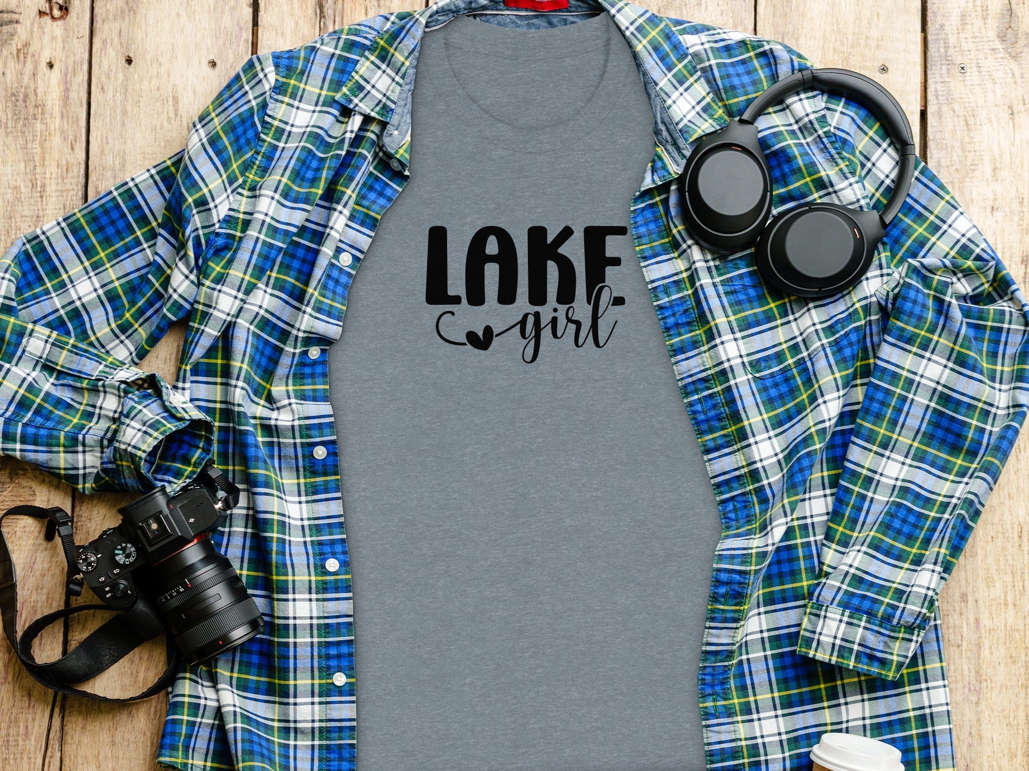 Lake Heart Girl Graphic Summer Vacation Outfit T-Shirt